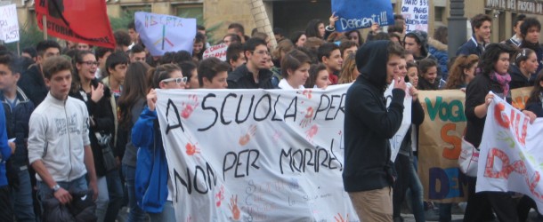MANIFESTAZIONE STUDENTESCA A BORGO SAN LORENZO – LE FOTO